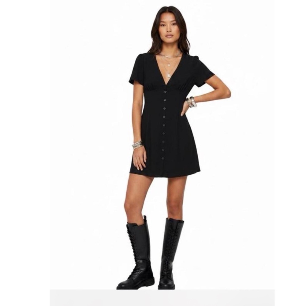 Princess Polly Loveliness Romper Black Short Sleeve V-Neck Button Front Playsuit